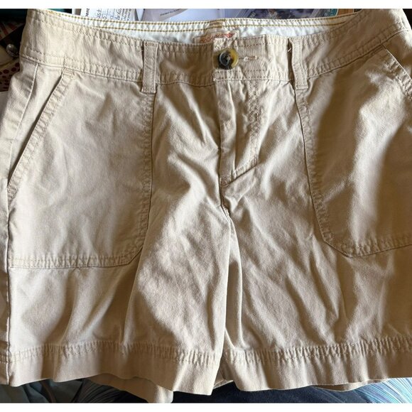 Dockers Womens Petite Khaki Shorts Size 8P - Picture 1 of 4